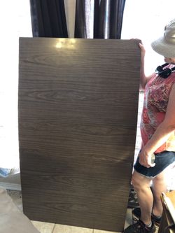 ANTIQUE Really nice hardwood dining table with leaders extension.