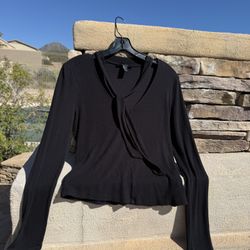 Forever 21 Black Long Sleeve Tie-Front Top women’s size large 
