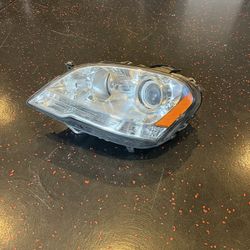 Mercedes ML 2010 Headlight 