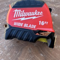 Milwaukee Measure Tape.