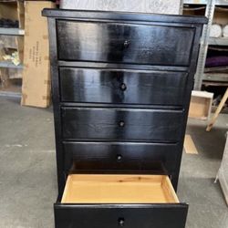 5  Drawer Pinewood  Dresser 