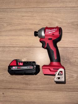Milwaukee M18 1/4 Compact Brushless Hex Impact Driver with Battery