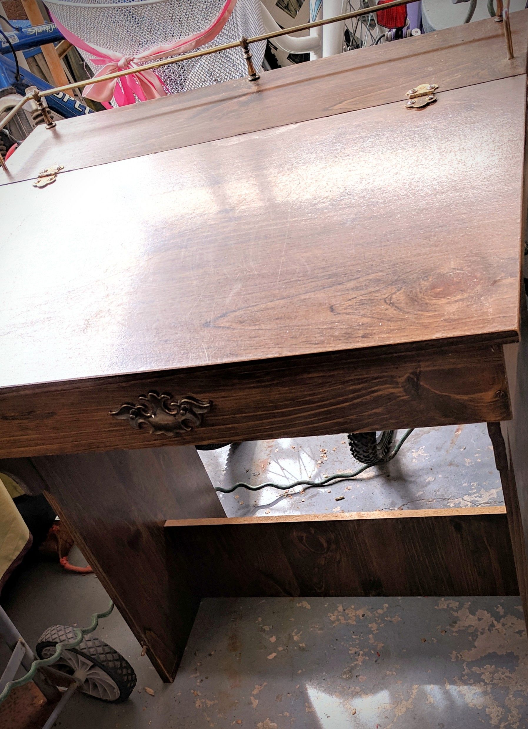 Slant top writing desk