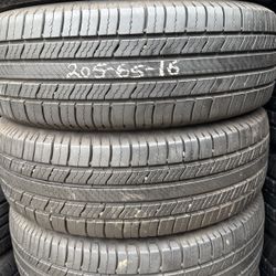 Set Of Tires (4) 205-65-16 Michelin Defender 2