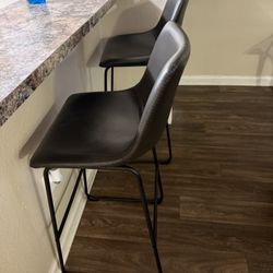 Grey Counter Top Bar Stools