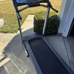 Treadmill 