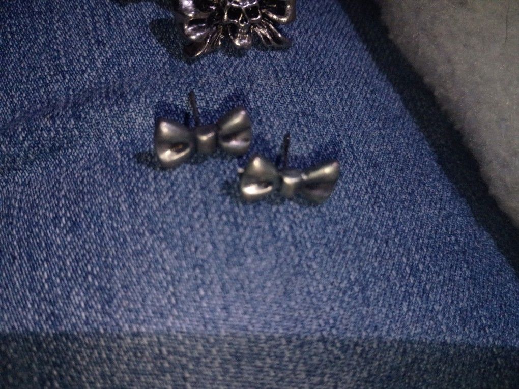 Bow Studs