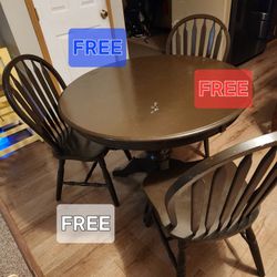 Free Pedistal Table & 3 Chairs