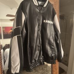 Raiders Jacket New Size X-Large 