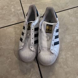 Women’s Adidas, Size 8