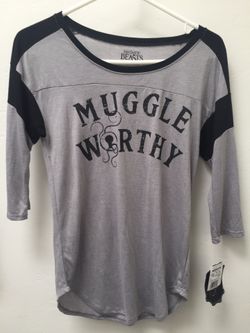 New with tags muggle worthy Harry Potter size medium