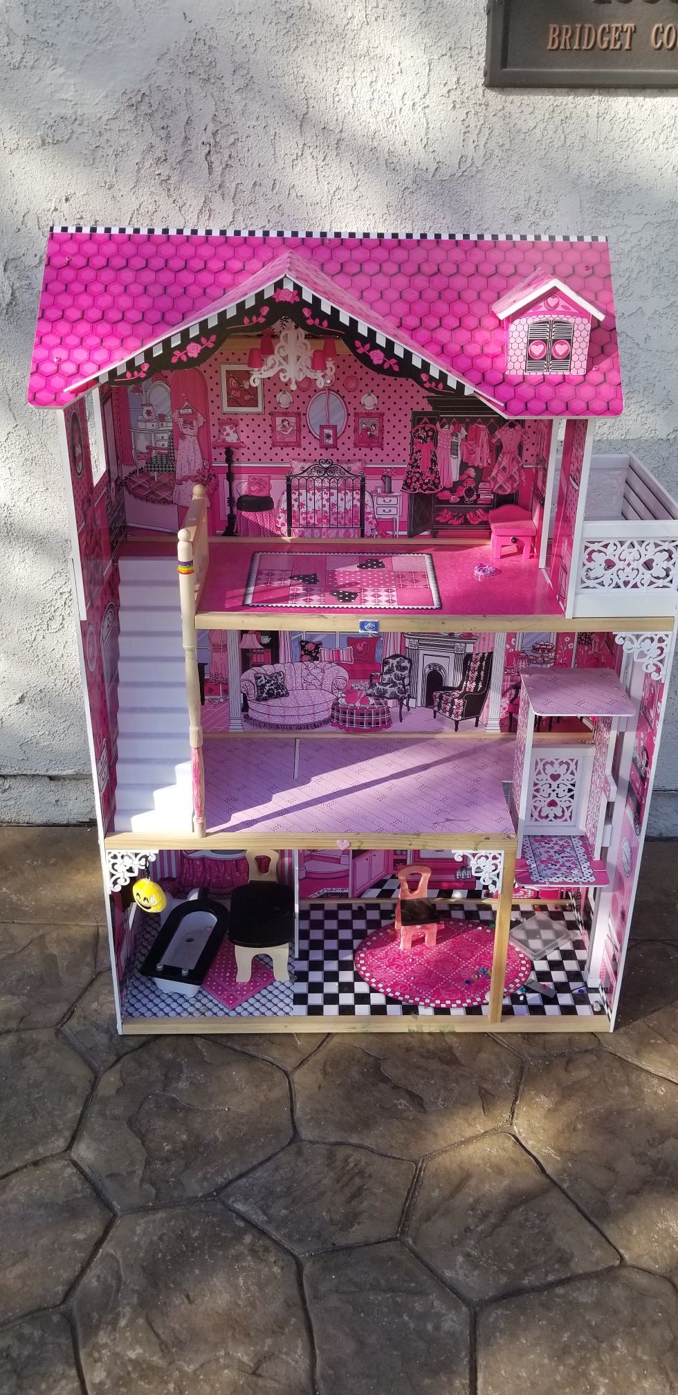 Doll house