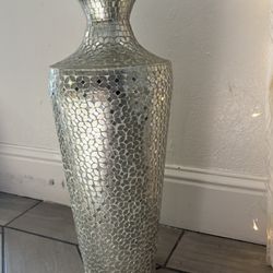 ✨ Silver Mosaic Tall Vase – Elegant Home Décor 🏡🌿