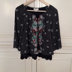 So gorgeous Top shirt size media