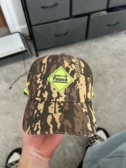 Palace hardware hat
