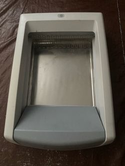 PetSafe ScoopFree Crystal Classic Self-Cleaning Automatic Cat Litter Box – Large