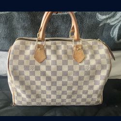 Authentic Louis Vuitton 