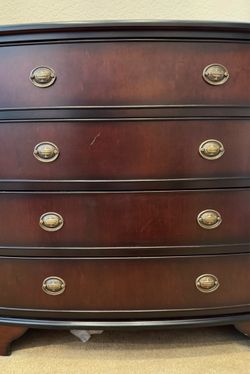All WOOD 5 drawer dresser