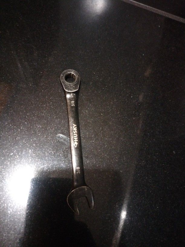3/8 Husky Ratching Wrench