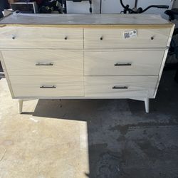 8 Piece King Bedroom Set 