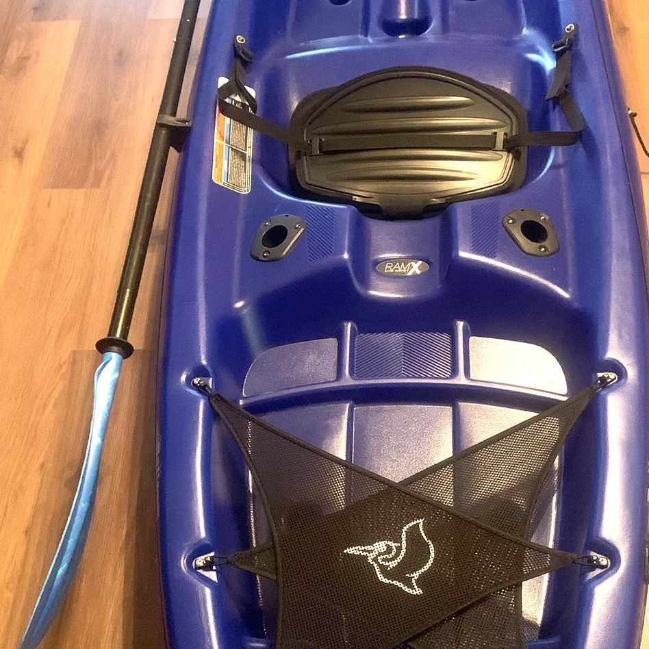 Pelican Angler Challenger 100 Kayak for Sale in New Orleans, LA