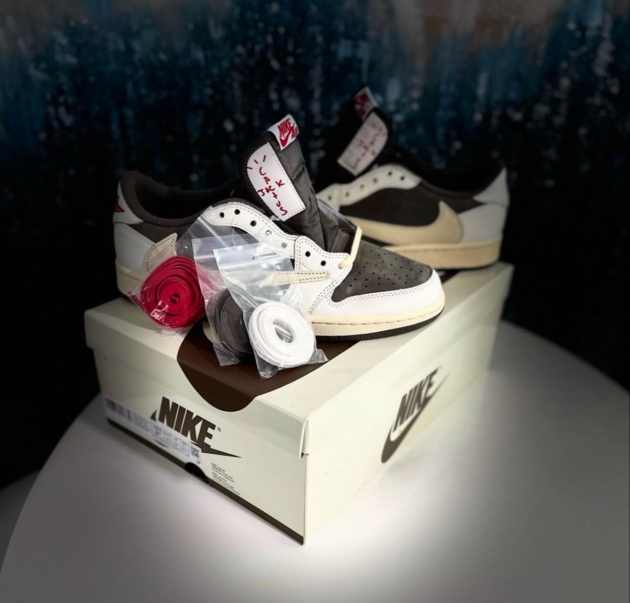 Travis Scott Shoes