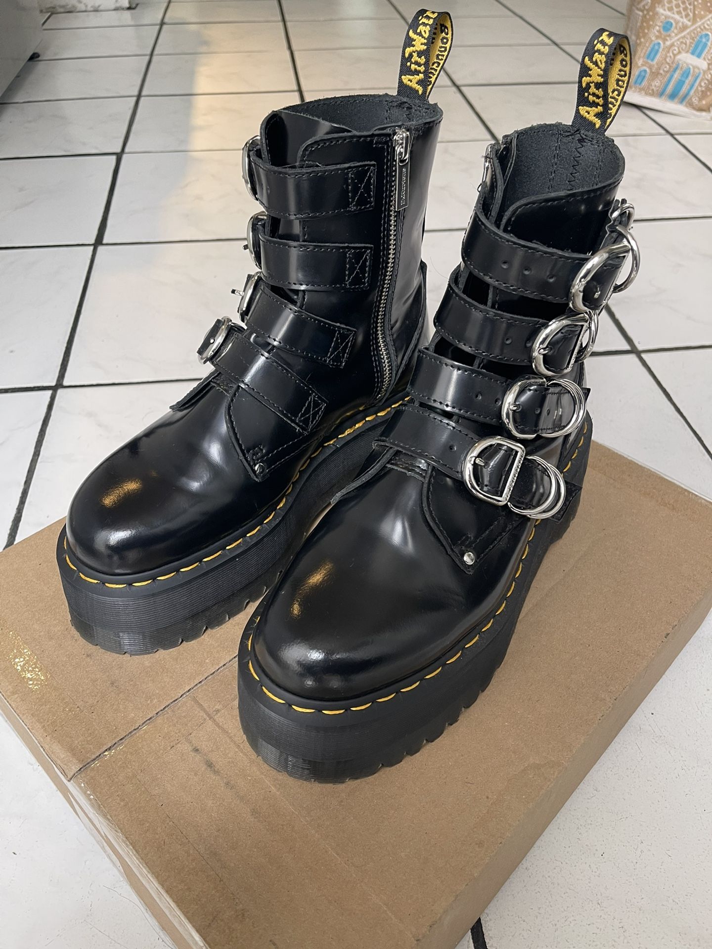 Dr. Martens JADON MAX HARDWARE LEATHER PLATFORM BOOTS