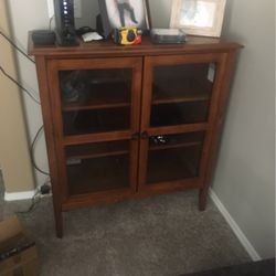 Cabinet/ Shelves 
