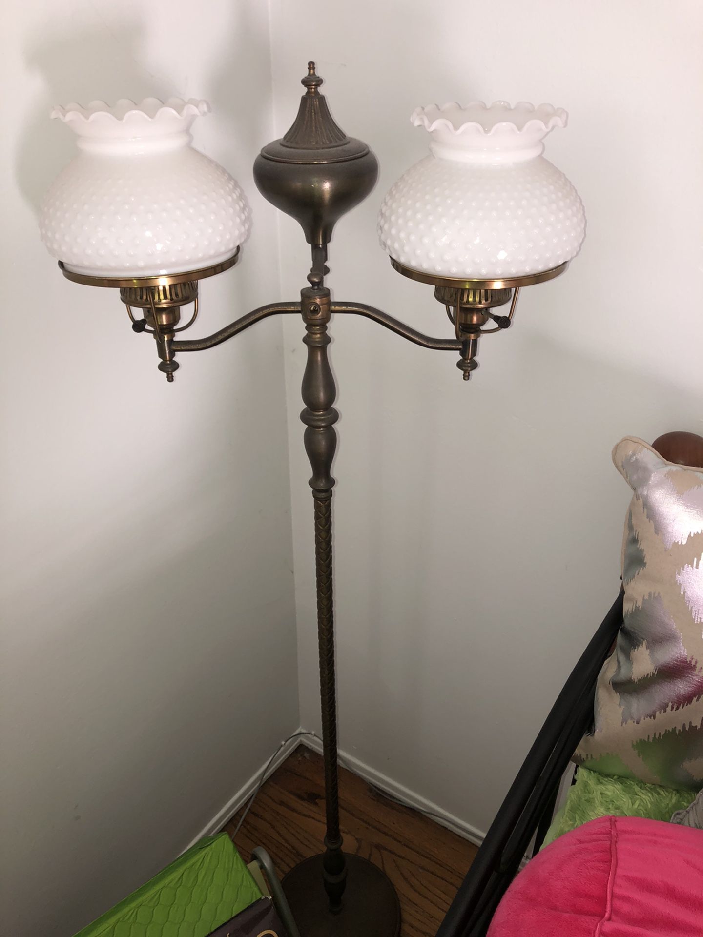 Antique double lamp