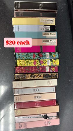 Female travel size perfumes