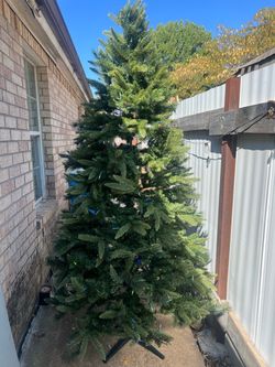 7.5ft Christmas tree