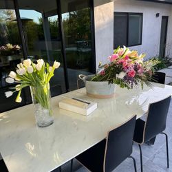 Modern Dining Table & 6 Chairs