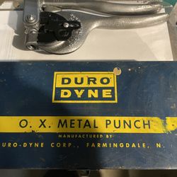Duro metal punch