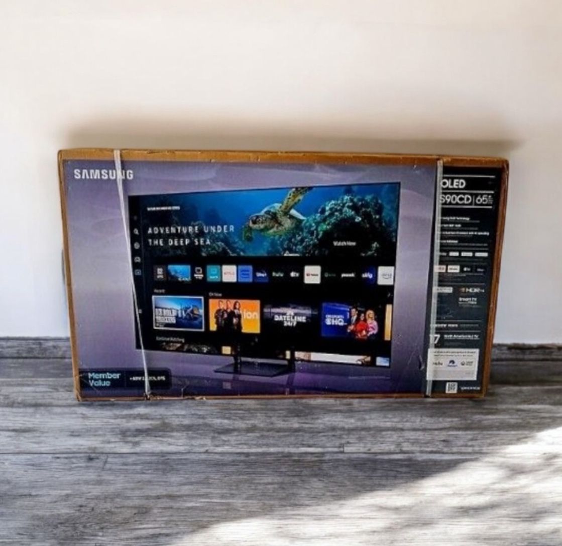 65 “ Samsung Smart 4K OLED HDR 144HZ TV