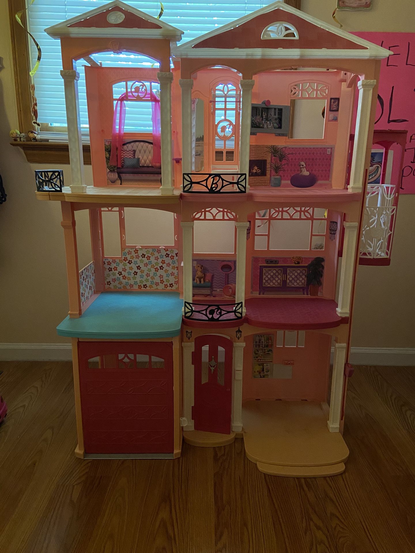 Barbie Dream House