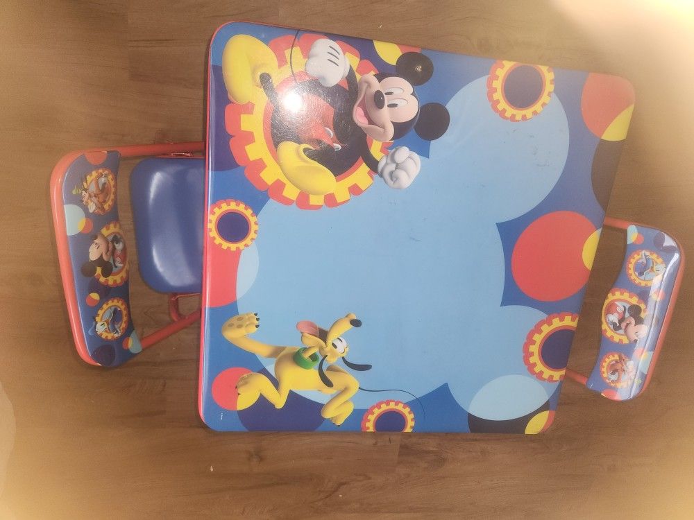 Mickey Mouse Table With 2 Chairs