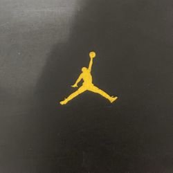 Jordan 1 Mid Reverse Bred