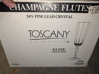 Toscany Classic Elite Crystal Champagne Flutes Dozen