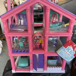 Doll House BNWT