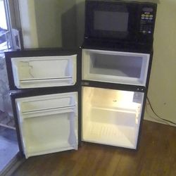 Mini Fridge/Freezer/Microwave Combo 