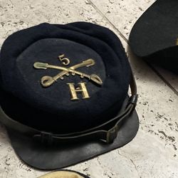 Lot of 10 older reproduction Civil War hats caps kepi Union Nice quality military covers 