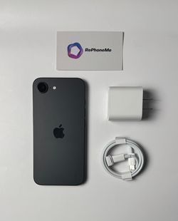 Apple iPhone 16e – 128GB – Unlocked – $370(Firm)