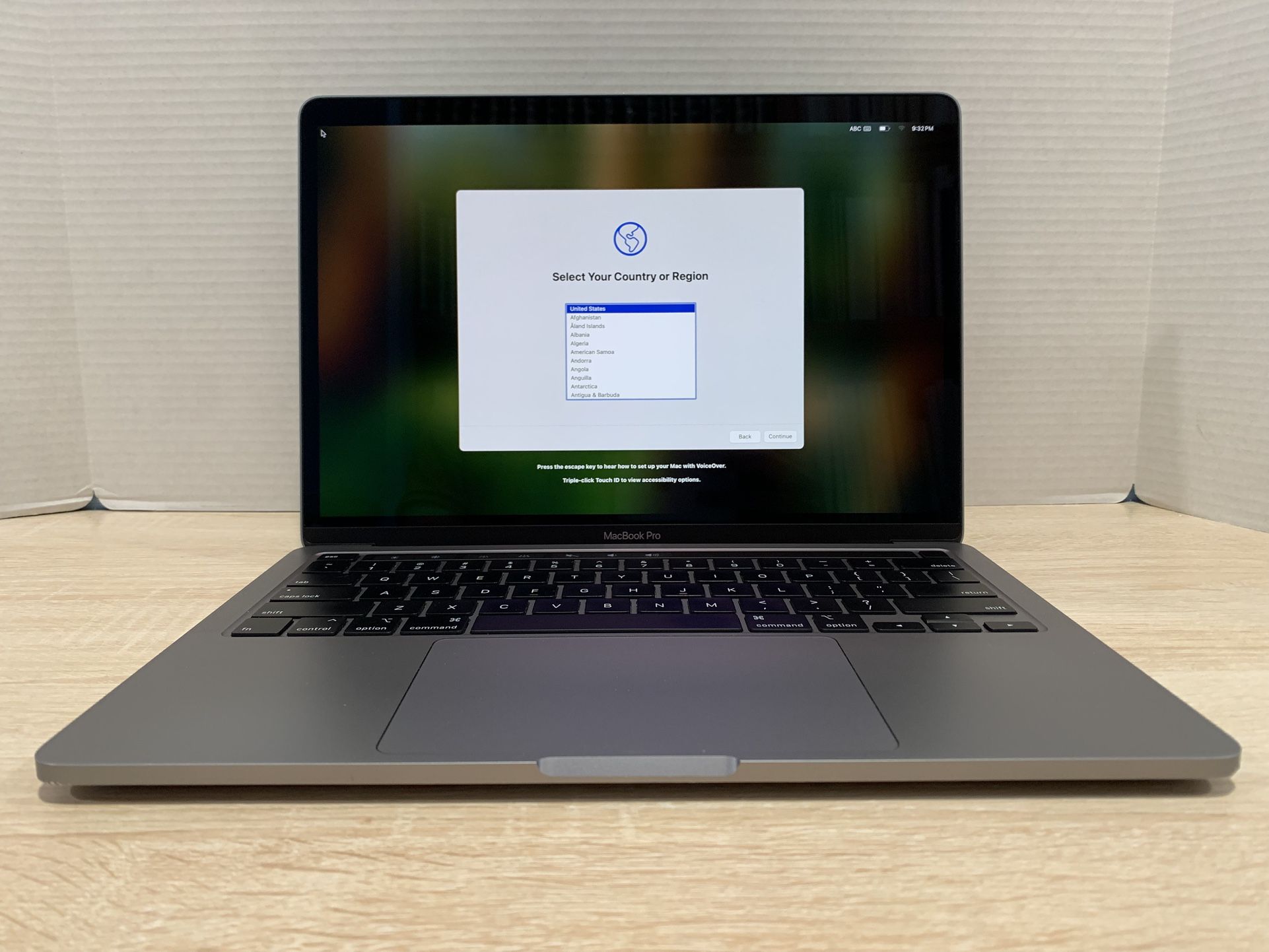 $430, 2020 MacBook Pro 13", 512GB/16GB RAM/i5, Touch Bar, factory upgrades worth $400