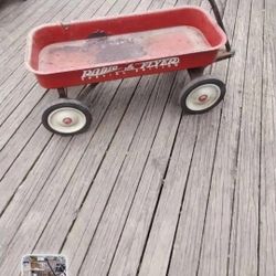 Antique Metal Radio Flayer 