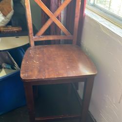 Table/4 chairs