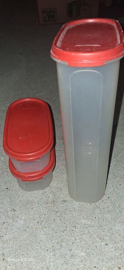 Mixed Lot of Vintage Tupperware storage n beverage containers