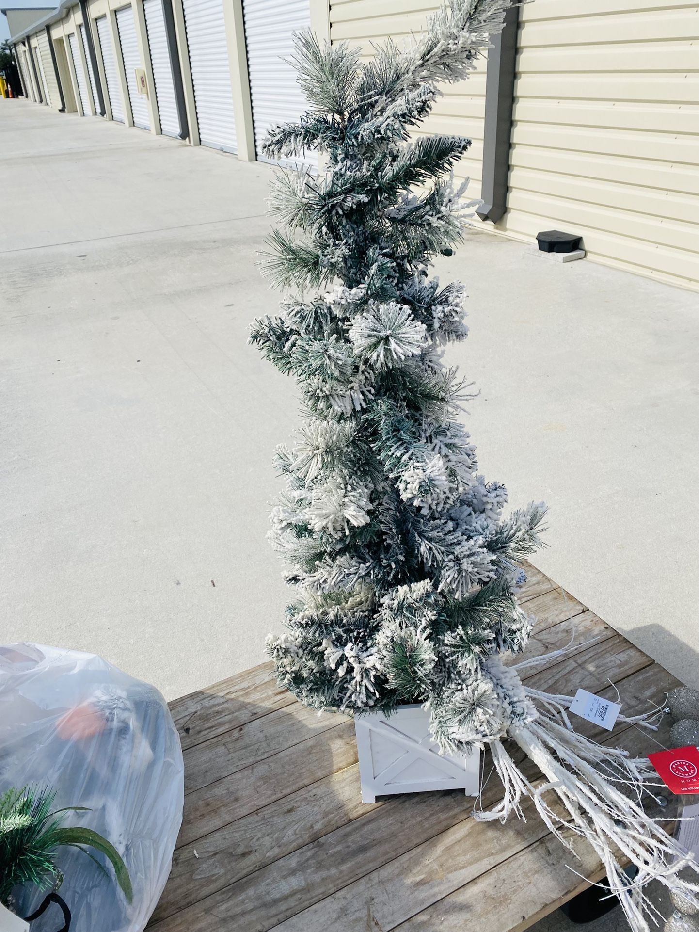 Christmas Outdoor Decorations  Set Of Two 