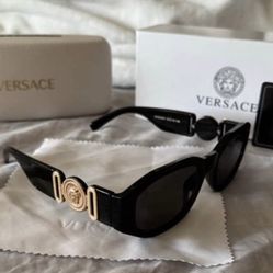 Versace Medusa Sunglasses W/case 
