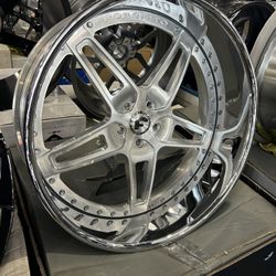 24.  STAGGER FORGIATO WHEELS.   IN STOCK 