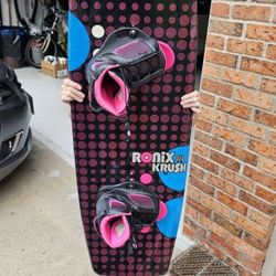 Ronix Krush 128 Womens Wakeboard W/ Crush Boots